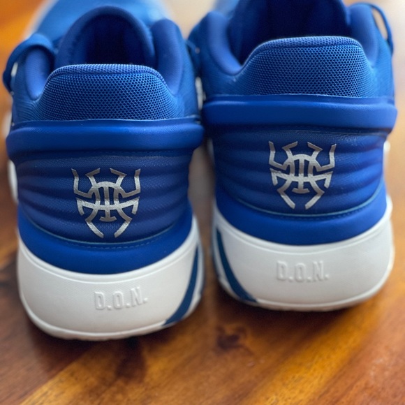 Blue adidas don sneakers women’s size 6 euc - Picture 5 of 5